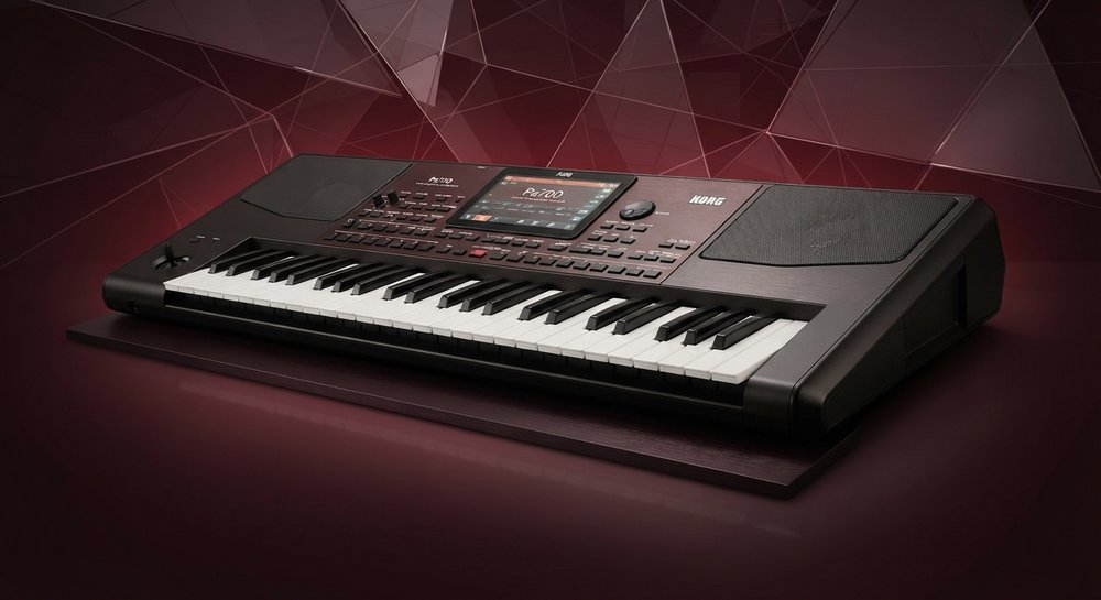 Korg PA700